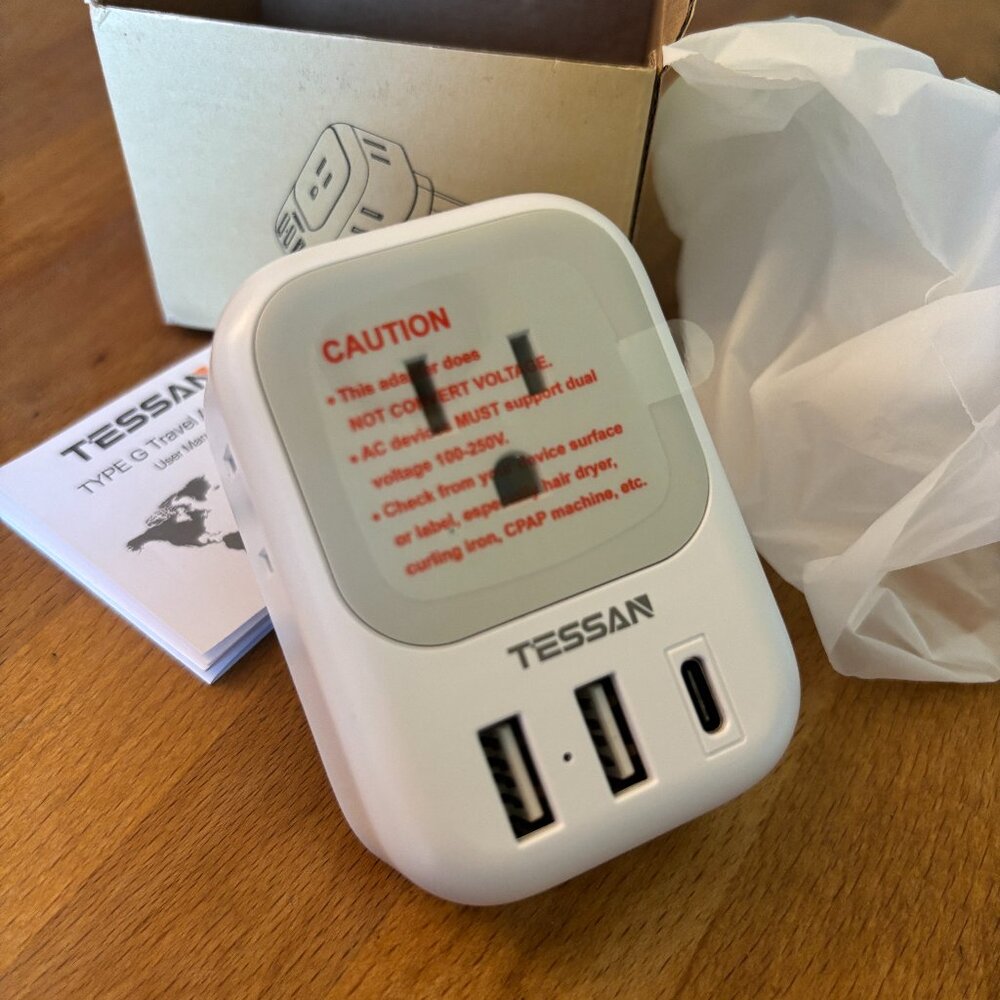 US to UK Travel Adapter with USB ports